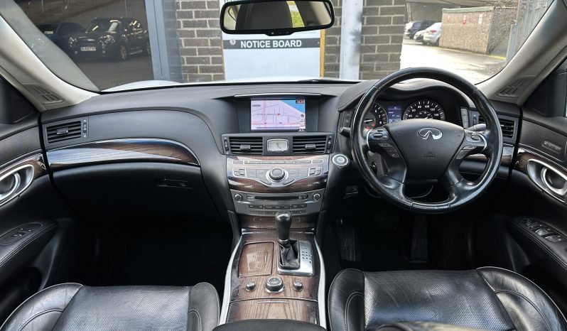 
								AUTOMATIC_ HYBRID 3.5 Petrol_ 2014 Infiniti M35h_ 11m MOT_ 126k Miles_ LUXURY CAR_Top Specs_ Keyless_ 3 months AA Warranty_ full									