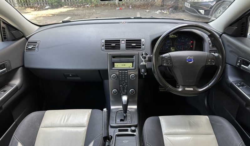 
								2.0 Diesel_2011 Volvo C30_R-Design_7m MOT_98k Miles_Srvc Hstry_B’tooth_3 months Evo Warranty full									