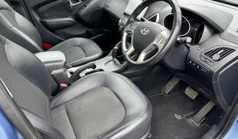 
								AUTOMATIC_4WD 2.0 Diesel_2012 Hyundai ix35_12m MOT_90k Miles_Srvc Hstry_CarPlay_3m Warnty full									