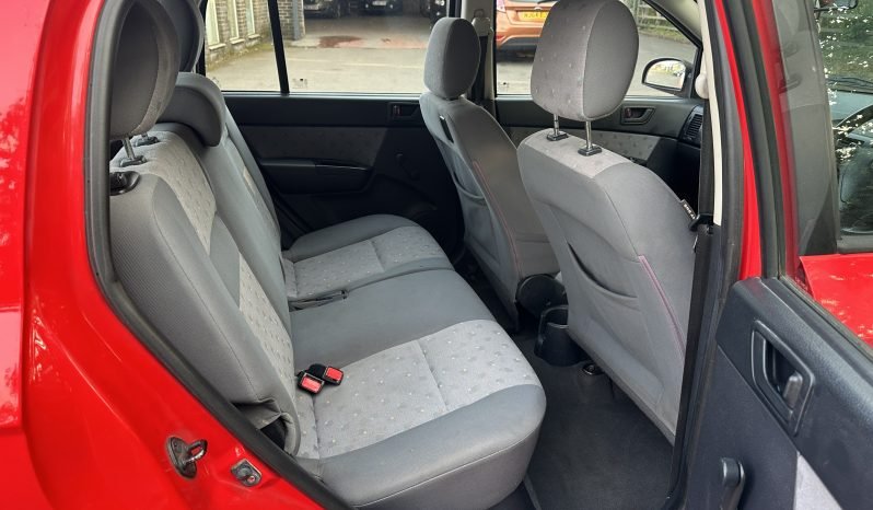 
								1.4 Petrol_2005 Hyundai Getz_12 months MOT_85k Miles_Service History_x2 Keys_ Px 2 Clear Price_ full									