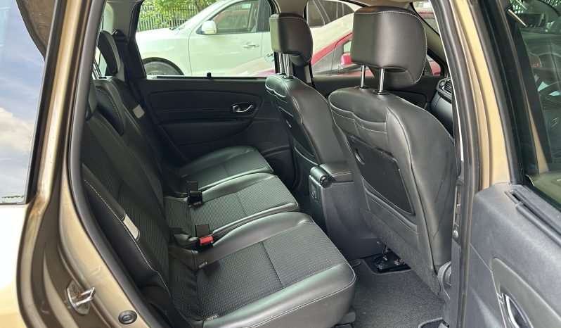 
								7 Seater_2014 Renault G Scenic_12m MOT_110k Miles_Sat-Nav_B’tooth_3m Warranty_ full									