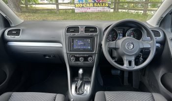 
									AUTOMATIC_1.2 Petrol_2011 VW Golf_81k Miles_5month MOT_Service History_Bluetooth_x2 Keys full								