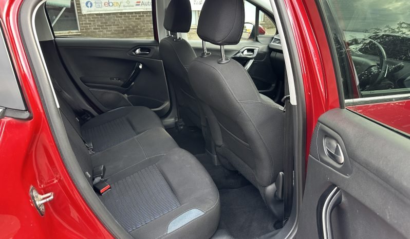 
								1.4 Diesel_2013 Peugeot 208_£20 Tax_06m MOT_86k Miles_Srvc Hstry_Evo Warranty_ full									