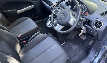
									AUTOMATIC_1.5 Petrol_2011 Mazda 2_12months MOT_86k Miles_Servic Hist0ry_Parking-Sensors_x2 Keys full								