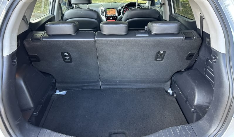 
								1.6 Petrol_2019 Ssangyong Tivoli_12m MOT_36k Miles_Srvc Hstry_Premium Specs_Full Leather_Sat-Nav_Bluetooth_HD Rev Camera_3 months Evo Warranty_ full									