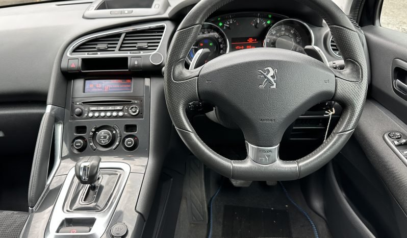 
								4WD_2.0 Diesel-Hybrid_2012 Peugeot 3008_£20 Tax_6m MOT_104k Miles_Bluetooth_ 3 months Evo Warranty_ full									