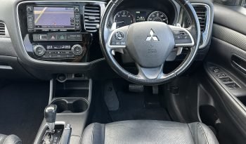 
									7 SEATER_4WD_2.3 Diesel_2014 Mitsubishi Outlander_8m MOT_123k Miles_Sat-Nav_Rev Cam_Full Leather_3 months Evo Warranty_ full								