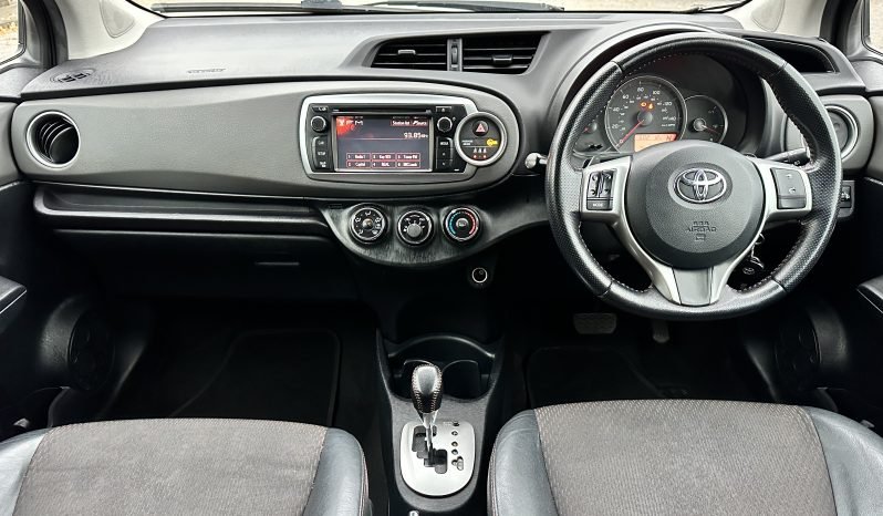 
								AUTOMATIC_1.3 Petrol_2012 Toyota Yaris_12m MOT_99k Miles_Service History_Bluetooth_Rev Camera_x2 Keys_3 months Evo Warranty_ full									