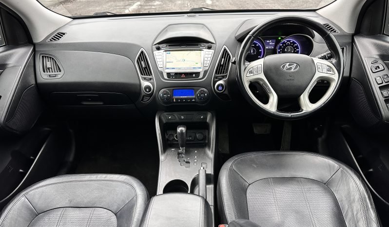 
								AUTOMATIC_4WD 2.0 Diesel_2013 Hyundai ix35_12m MOT_114k Miles_Srvc Hstry_Sat-Nav_P-Snsrs_3 months Warranty full									