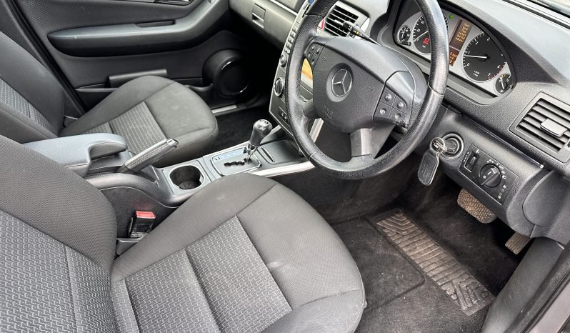 
								AUTOMATIC_1.5 Petrol 2011 Mercedes Benz B160_12m MOT_94k Mile_Parking Sensors_3 months Warranty full									