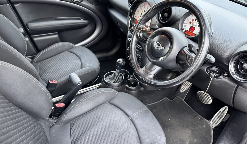 
								AUTOMATIC_2.0 Diesel_2013 Mini Countryman_86k Mile_08m MOT_Service History_Parking Sensors_x2 Keys_3 months Evo Warranty_ full									