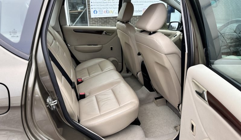 
								AUTOMATIC_2.0 Diesel 2011 Mercedes Benz A180_12m MOT_90k Mile_Top Specs_x2 Keys full									