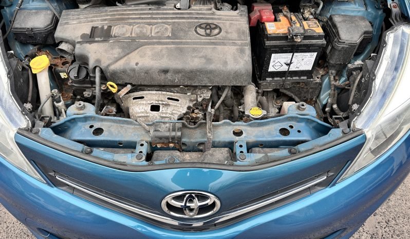 
								AUTOMATIC_1.3 Petrol_2012 Toyota Yaris_£20 Tax_09m MOT_100k Miles_Sat_Nav-Rev Cam_x2 Keys_3 months EVo Warranty_ full									