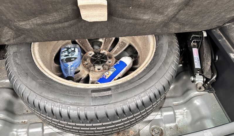 
								AUTOMATIC_4WD 2.0 Diesel_2013 Hyundai ix35_12m MOT_114k Miles_Srvc Hstry_Sat-Nav_P-Snsrs_3 months Warranty full									