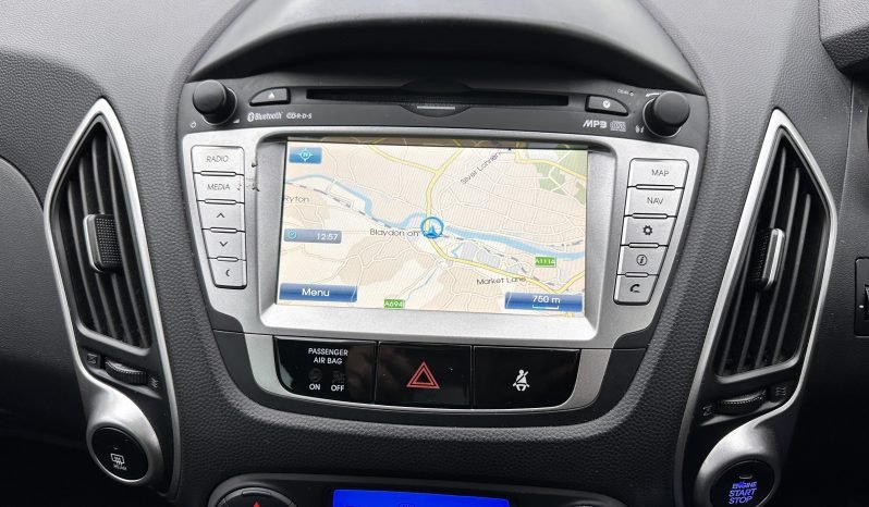 
								AUTOMATIC_4WD 2.0 Diesel_2013 Hyundai ix35_12m MOT_114k Miles_Srvc Hstry_Sat-Nav_P-Snsrs_3 months Warranty full									