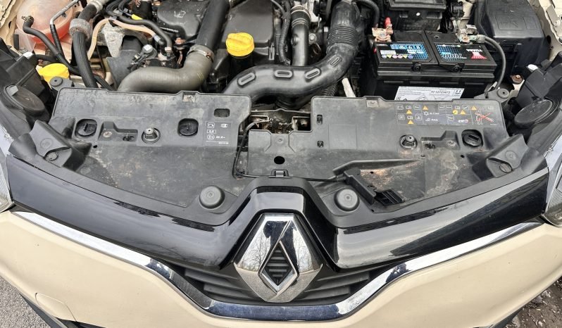 
								AUTOMATIC_1.5 Diesel ULEZ_2016 Renault Captur_£20 Road Tax_6m MOT_137k Miles_T-Belt DONE_Sat-Nav_Parking Sensors_3 months Evo Warranty full									