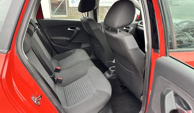 
								AUTOMATIC_1.4 Petrol_2010 VW Polo_09m MOT_88k Miles_T-Belt DONE_3 months Evo Warrnty_ full									