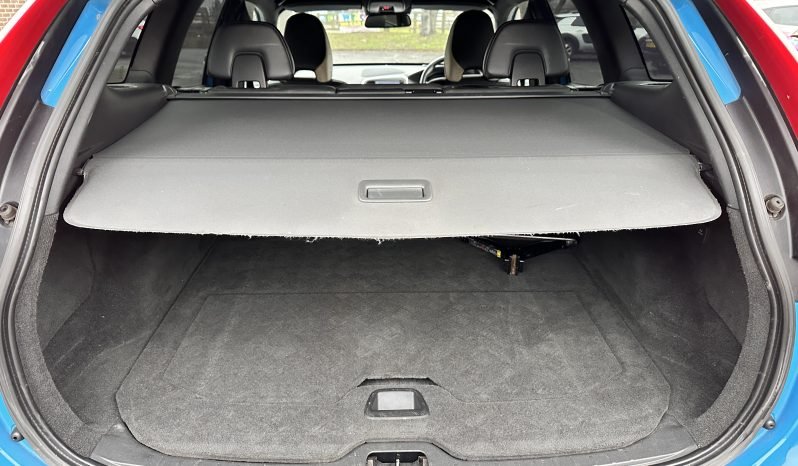 
								AUTOMATIC AWD_2.4 DIESEL 2012 Volvo XC60_10m MOT_112k Miles_Sat-Nav_Bluetooth_Luxury Specs_x2 Keys_3 months Evo Warranty_ full									