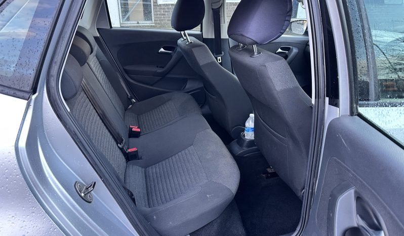 
								AUTOMATIC_1.4 Petrol_2011 VW Polo_10m MOT_101k Miles_Fully Srvcd_3 months Evo Warranty_ full									