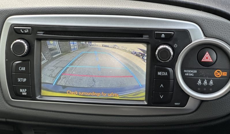 
								MANUAL_1.4 Diesel_2014 Toyota Yaris_£20 Tax_12m MOT_107k Miles_Srvc Hstry_RevCam_Bluetooth_3m Warranty full									