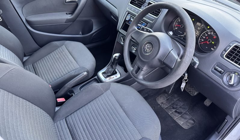 
								AUTOMATIC_1.4 Petrol_2011 VW Polo_10m MOT_101k Miles_Fully Srvcd_3 months Evo Warranty_ full									