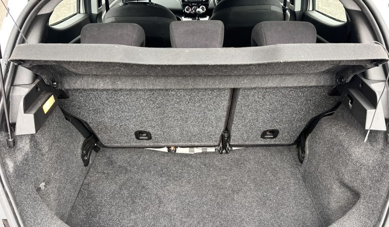 
								AUTOMATIC_0.9 Petrol_2014 Chrysler Ypsilon_£20 Tax_10m MOT_44k Miles_Srvc Hstry_Parking sensors_Bluetooth_x2 Keys_3rd Party Warranty (Optional) full									