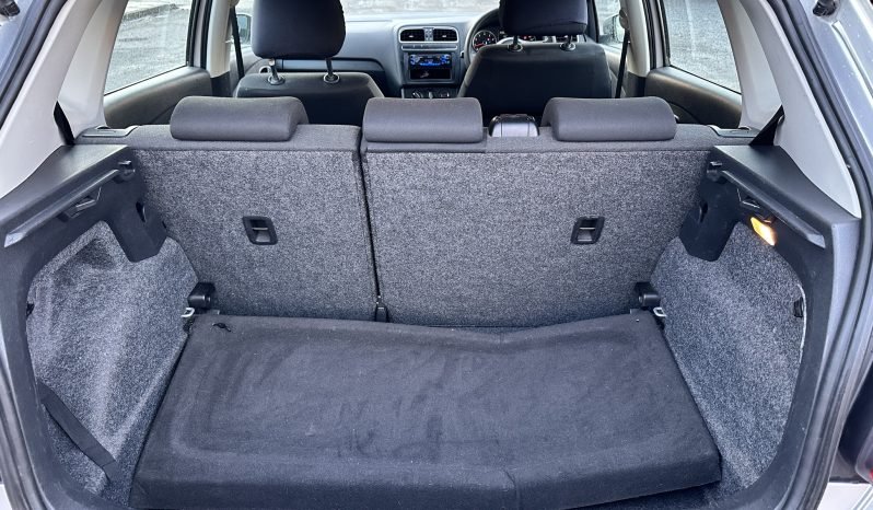 
								AUTOMATIC_1.4 Petrol_2011 VW Polo_10m MOT_101k Miles_Fully Srvcd_3 months Evo Warranty_ full									