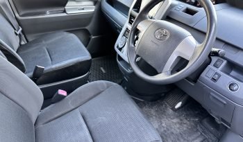 
									AUTOMATIC_7 Seater_2.0 Petrol_2009 Toyota Voxy_119k Miles_12m MOT_Fully Checked_x2 Keys_ Japan Import full								