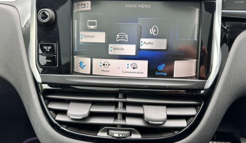 
								AUTOMATIC_1.6 Diesel_2013 Peugeot 208_£20 Tax_11m MOT_72k Miles_Service History_Bluetooth_3 months Warranty full									