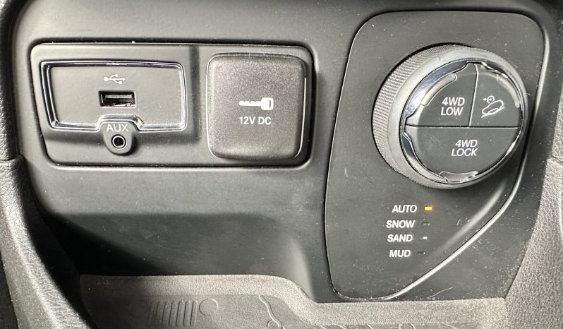 
								AUTOMATIC_4WD_2.0 Diesel ULEZ_2016 Jeep Renegade_12m MOT_88k Miles_Sat-Nav_HD Rev Cam_Bluetooth_Full Leather_x2 Keys_3 months Warranty full									