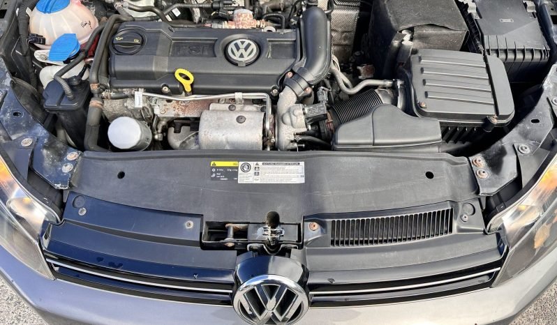 
								AUTOMATIC_1.4 Petrol_2013 VW Golf Convertible_12m MOT_104k Miles_Srvc Hstry_Bluetooth_Parking Sensors_x2 Keys_3 months Warranty full									