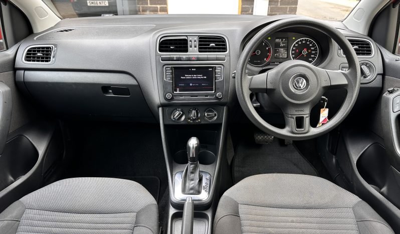 
								AUTOMATIC_1.4 Petrol_2013 VW Polo_07m MOT_115k Miles_Service History_CarPlay_Parking Sensors_3 months Warranty £100 full									