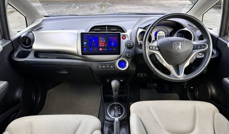
								HYBRID -AUTOMATIC_1.3 Petrol_2012 Honda Jazz_12m MOT_82k Miles_Media Screen_HD Rev Cam_Dash Cam_B’tooth_Luxury Japanese Import Car_3 months Warranty full									