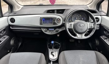 
									HYBRID_AUTOMATIC_1.5 Petrol_2013 Toyota Yaris_£20 Tax_6m MOT_98k Miles_Srvc Hstry_Rev Cam_x2 Keys full								
