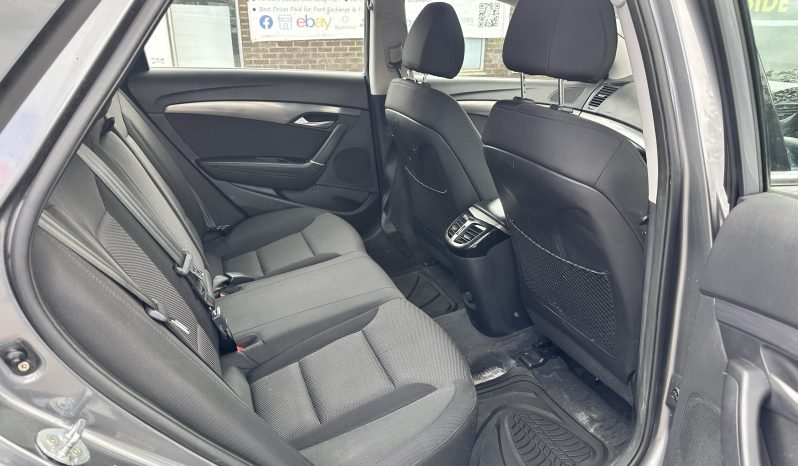 
								MANUAL_1.7 Diesel_2014 Hyundai i40_12m MOT_115k Miles_Blueooth_x2 Keys_Px 2 Clear Price_ full									