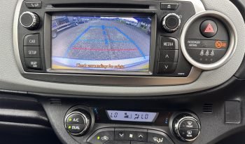 
									HYBRID_AUTOMATIC_1.5 Petrol_2013 Toyota Yaris_£20 Tax_6m MOT_98k Miles_Srvc Hstry_Rev Cam_x2 Keys full								