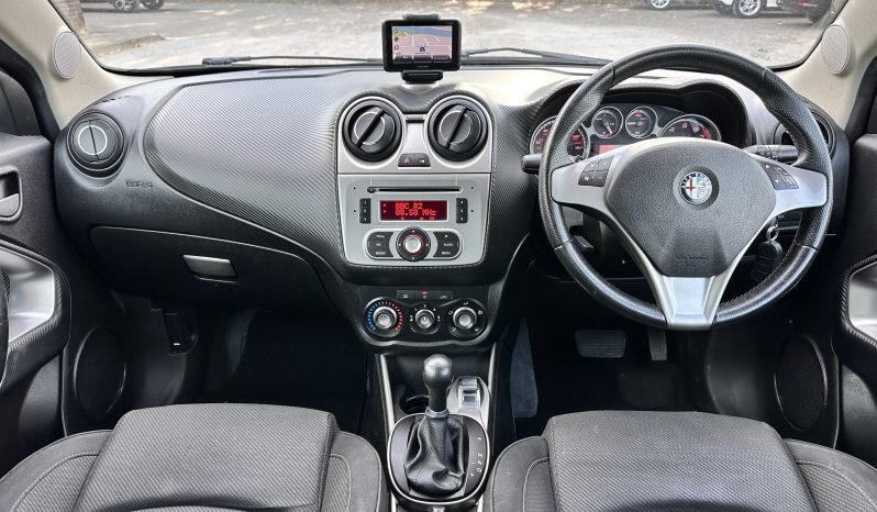 
								AUTOMATIC_1.4 Petrol_2011 Alfa Romeo Mito_80k Miles_6m MOT_TomTom_Bluetooth_P-Snsrs_FXD PRICE full									