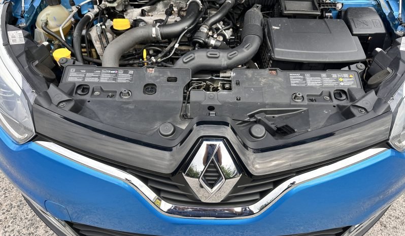 
								AUTOMATIC_1.2 Petrol 2014 Renault Captur_12m MOT_90k Mile_Sat-Nav_Bluetooth_Parking Sensors_x2 Keys_3 month Warranty_ full									