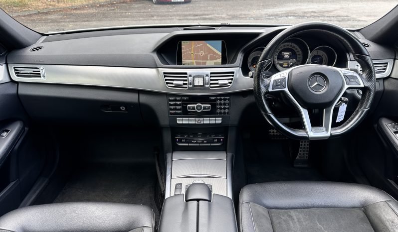 
								AUTOMATIC_2.1 Hybrid-Diesel_2013 Mercedes Benz e300_AMG Sports_£20 Tax_12m MOT_127k Mile_FXD PRICE full									