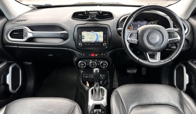 
								AUTOMATIC_4WD_2.0 Diesel ULEZ_2016 Jeep Renegade_12m MOT_112k Miles_Luxury Specs_Sat-Nav_Full Leather_P-Sensors_3 month Warranty_ full									