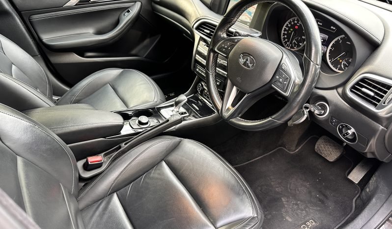 
								AUTOMATIC_2.1 Diesel 2016 Infiniti Qx30 Premium_ULEZ_12m MOT_103k Miles_Top Specs_FXD PRICE full									