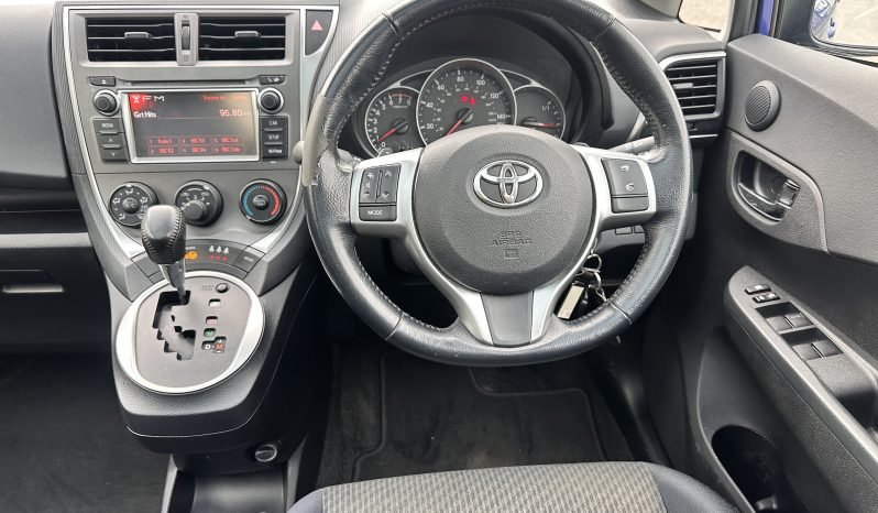 
								AUTOMATIC_1.3 PETROl_2011 Toyota Yaris Verso_£35 Tax_11m MOT_83k Mile_Sat-Nav_RevCam_x2 Keys full									