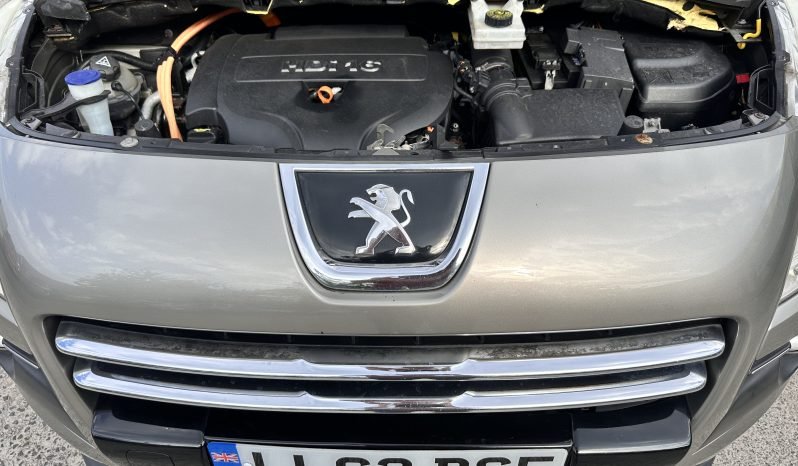 
								AUTOMATIC_4WD_2.0 Diesel-Hybrid_2013 Peugeot 3008_£20 Tax_12m MOT_86k Miles_Sat-Nav_Bluetooth_Parking Sensors_Sun-Roof_x2 Keys_3 month Warranty* full									