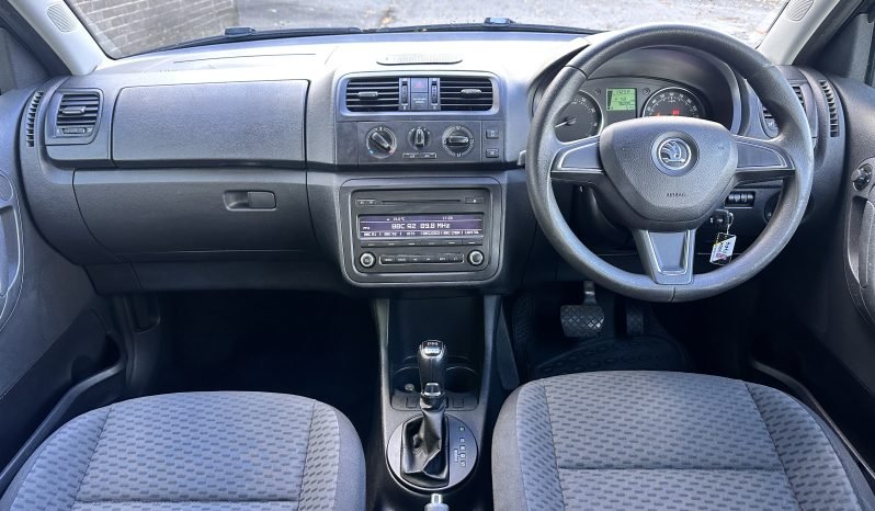 
								AUTOMATIC_1.2 Petrol_2014 Skoda Fabia_96k Miles_06m MOT_Srvc Hstry_P-Snsrs_3 months Warranty* full									