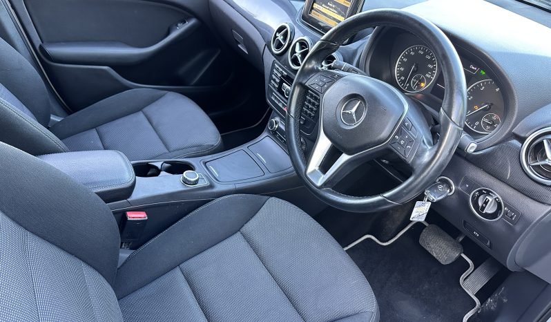 
								AUTOMATIC_1.8 Diesel 2012 Mercedes Benz B180_£35 Tax_11m MOT_110k Miles_New Engine_Bluetooth_Parking Sensors_3 months Warranty* full									