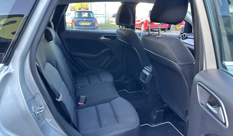 
								AUTOMATIC_1.8 Diesel 2012 Mercedes Benz B180_£35 Tax_11m MOT_110k Miles_New Engine_Bluetooth_Parking Sensors_3 months Warranty* full									